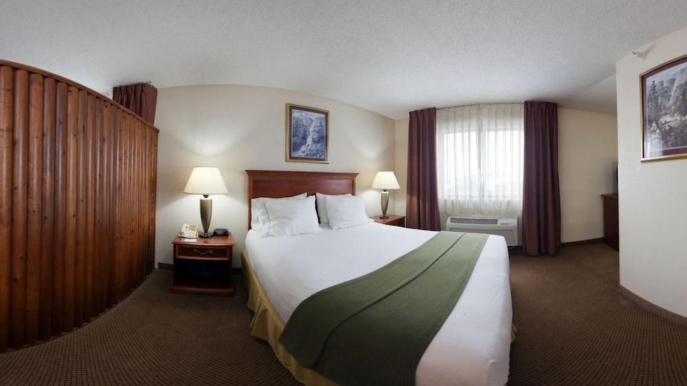 Holiday Inn Express Adrian By Ihg Exterior photo