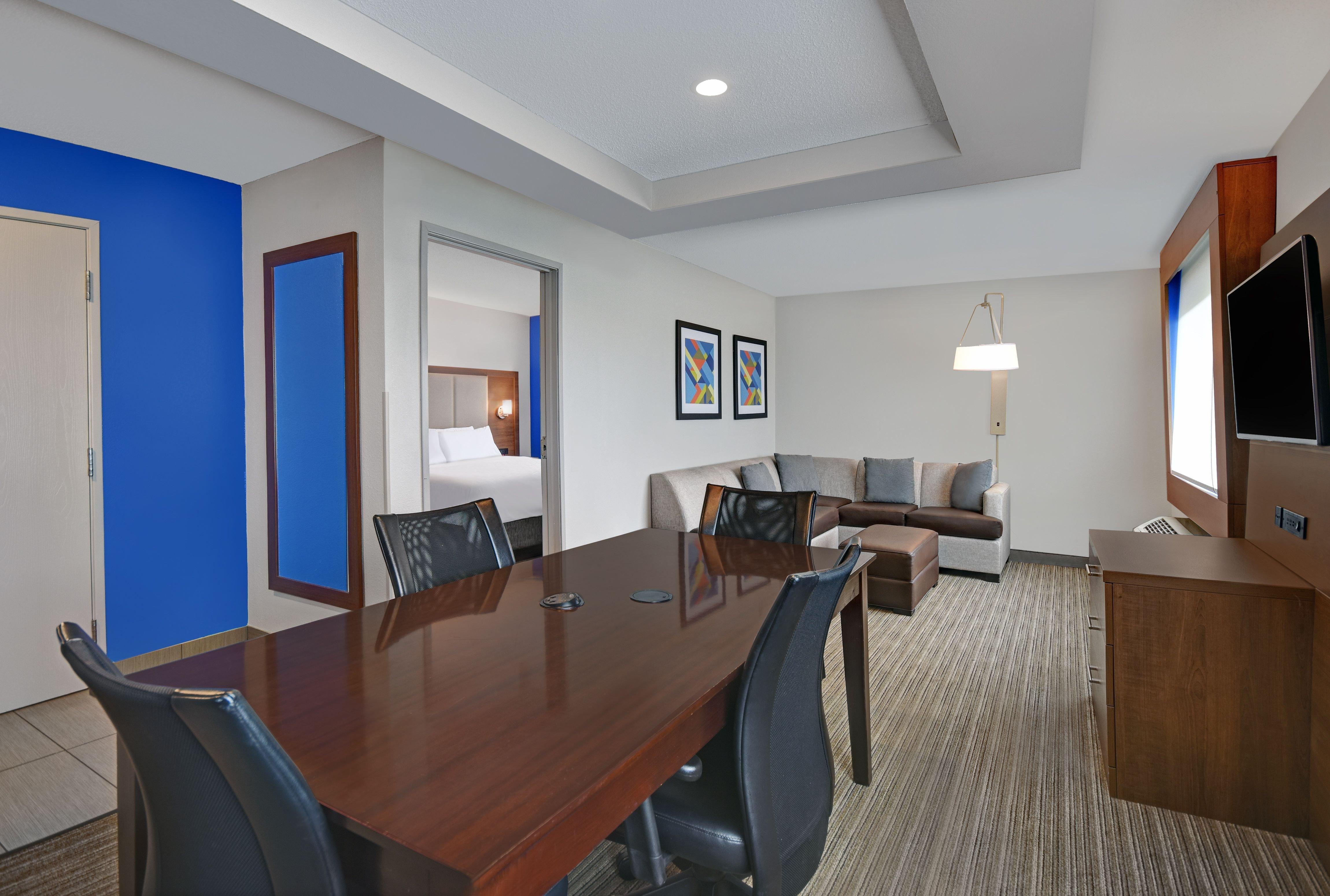 Holiday Inn Express Adrian By Ihg Exterior photo