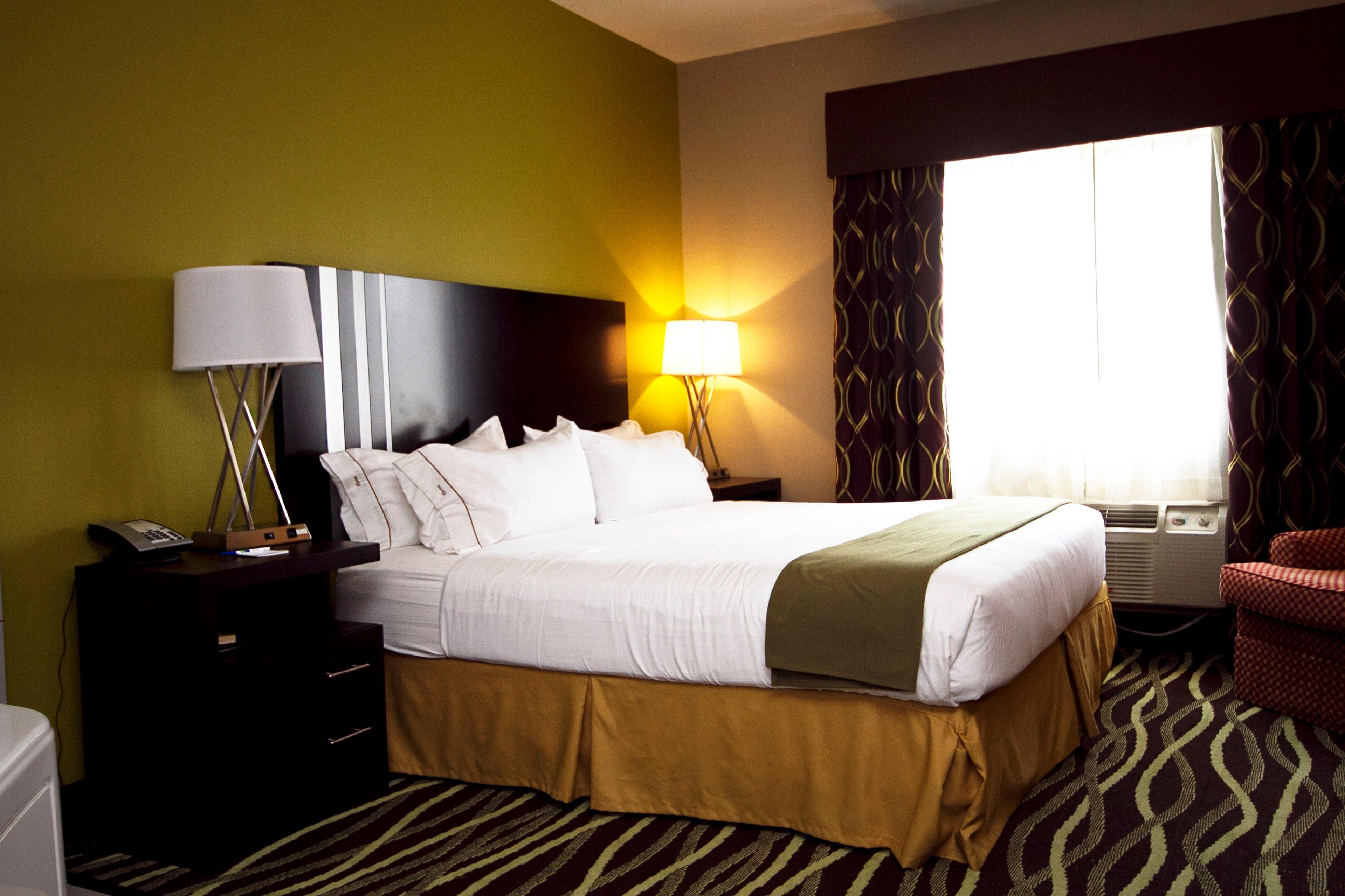 Holiday Inn Express Adrian By Ihg Exterior photo